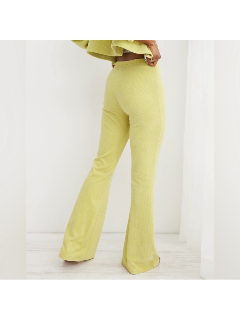 Aerie Groove-On Velour High Waisted Flare Pant and Cropped Zip Front Jacket Set - Picture 13 of 16